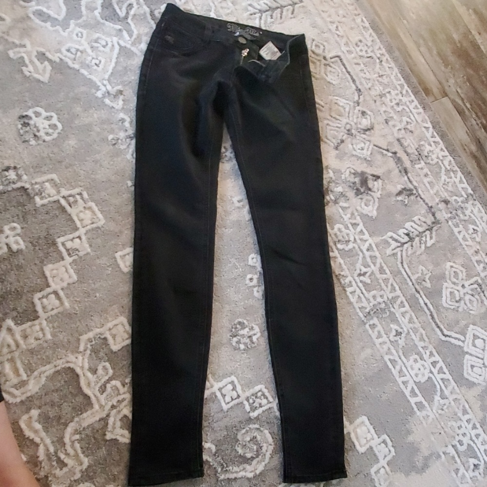 Miss me jegging capris